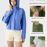 Women’s Waterproof Rain Jacket with Hood (4)0b240461-5dce-11ee-8016-1b80314c6d0e