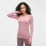 JacquAir Women’s Seamless Wokrout Shirts with Tumble Hole (14)