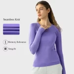 JacquAir Women’s Seamless Wokrout Shirts with Tumble Hole (6)